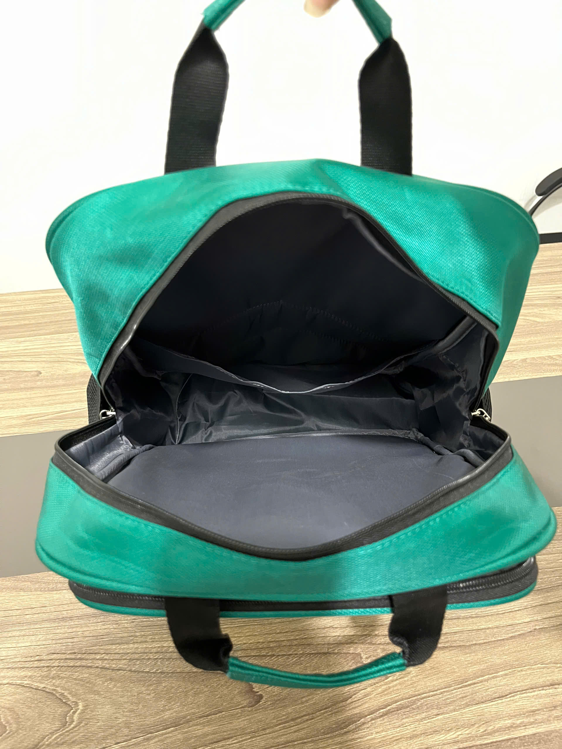 Balo Canvas Là Gì? Top Mẫu Balo Canvas KOVAS Phù Hợp Cho Trường Học