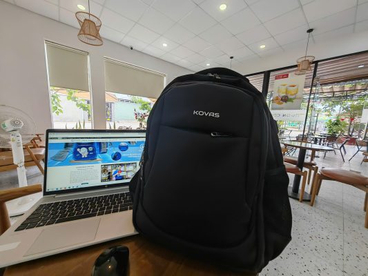 Đặt Balo In Logo: Đừng Chỉ Nhìn Giá - Hãy nhìn Đường may