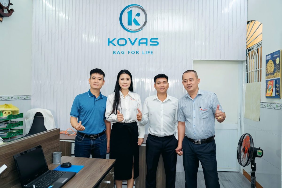 Cần đặt balo làm quà tặng mẫu có sẵn ở Quận 7? BALO KOVAS