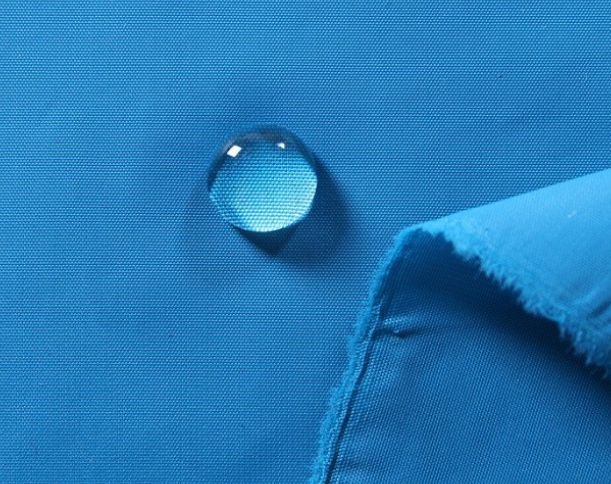 Màu thương hiệu màu xanh dương mẫu balo quà tặng phù hợp