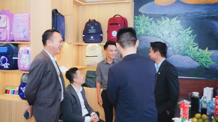 Cần Làm Balo Riêng Cho Thương Hiệu Startup - Có Quá Sớm?