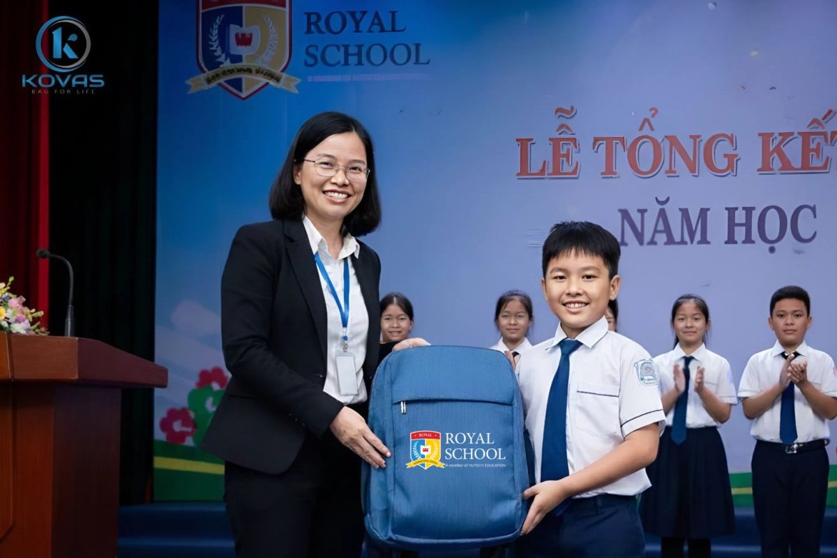 Balo Quà Tặng In Logo Doanh Nghiệp Nhận Diện Thương Hiệu