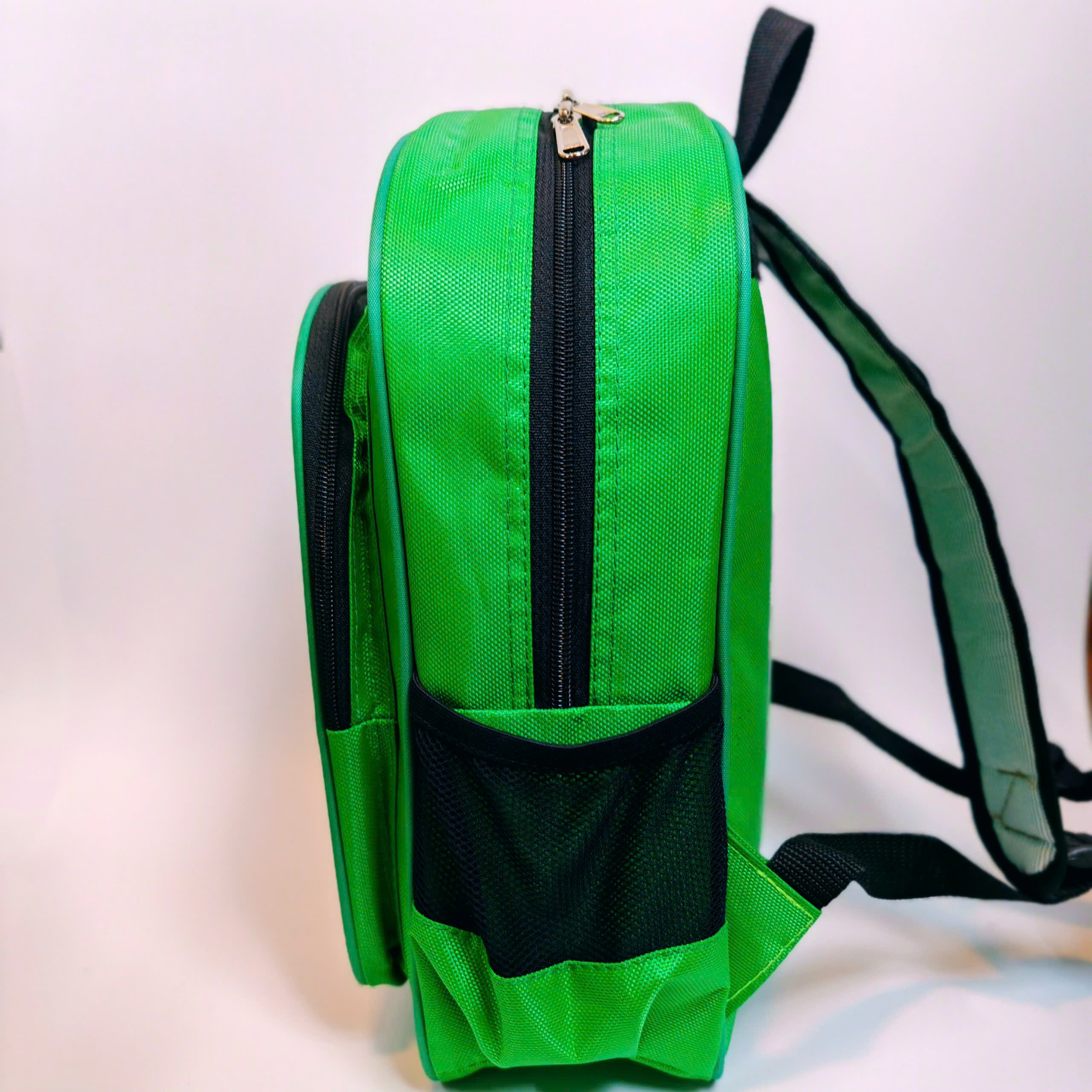 xuong-san-xuat-balo-gia-re