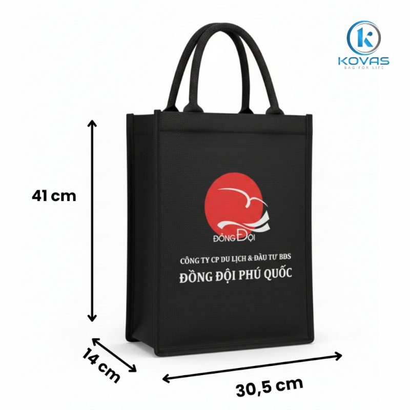 tui-vai-day-cong-ty-bat-dong-san