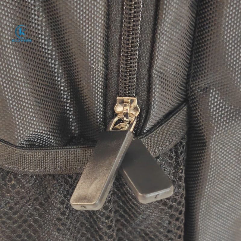 balo-in-logo-dai-hoc-uef