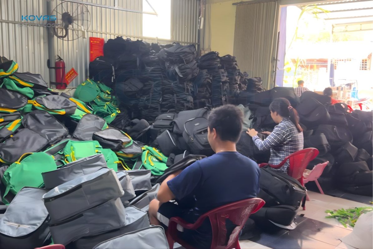 balo-laptop-thuong-hieu-rieng-4