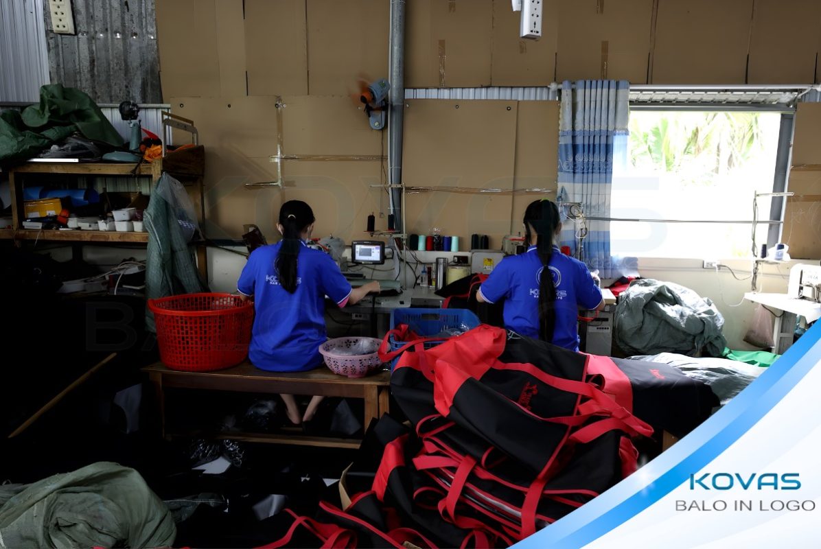 top-3-balo-laptop-tang-khach-hang-sieu-dep-tot-nhat-8
