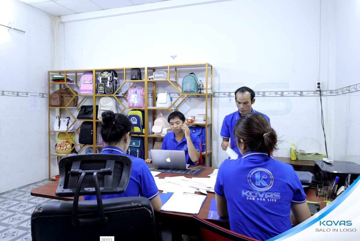 top-7-xuong-may-balo-laptop-tai-tphcm-so-luong-lon